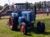 Umbau-Bulldog - Ehemaliger Lanz Glühkopf-Bulldog Type mit Halbdiesel-Austausch-Motor