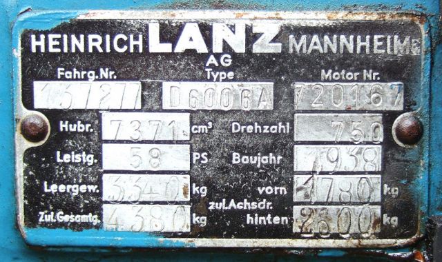 Umbau-Bulldog - Ehemaliger Lanz Glühkopf-Bulldog mit Halbdiesel-Austausch-Motor
