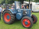 Umbau-Bulldog - Ehemaliger Lanz Glühkopf-Bulldog Type mit Halbdiesel-Austausch-Motor