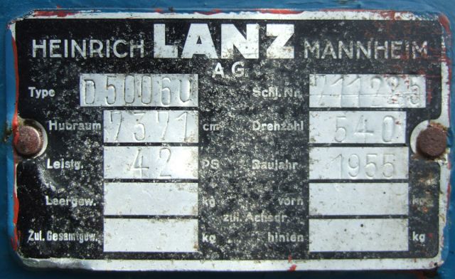 Umbau-Bulldog - Ehemaliger Lanz Glühkopf-Bulldog mit Halbdiesel-Austausch-Motor