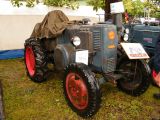 Umbau-Bulldog - Ehemaliger Lanz Glühkopf-Bulldog Type mit Halbdiesel-Austausch-Motor