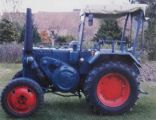 Umbau-Bulldog - Ehemaliger Lanz Glühkopf-Bulldog Type mit Halbdiesel-Austausch-Motor