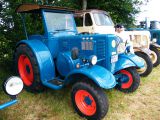 Umbau-Bulldog - Ehemaliger Lanz Glühkopf-Bulldog Type mit Halbdiesel-Austausch-Motor