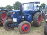 Umbau-Bulldog - Ehemaliger Lanz Glühkopf-Bulldog Type mit Halbdiesel-Austausch-Motor