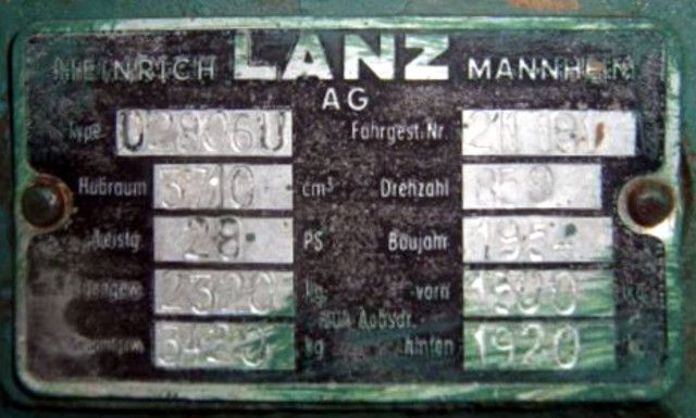 Umbau-Bulldog - Ehemaliger Lanz Glühkopf-Bulldog mit Halbdiesel-Austausch-Motor