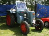 Umbau-Bulldog - Ehemaliger Lanz Glühkopf-Bulldog Type mit Halbdiesel-Austausch-Motor