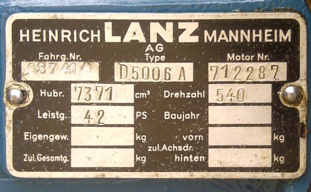 Umbau-Bulldog - Ehemaliger Lanz Glühkopf-Bulldog mit Halbdiesel-Austausch-Motor