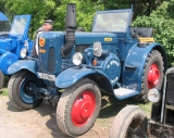 Umbau-Bulldog - Ehemaliger Lanz Glühkopf-Bulldog Type mit Halbdiesel-Austausch-Motor