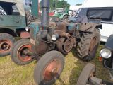 Umbau-Bulldog - Ehemaliger Lanz Glühkopf-Bulldog Type mit Halbdiesel-Austausch-Motor