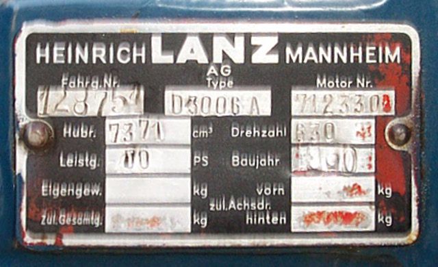 Umbau-Bulldog - Ehemaliger Lanz Glühkopf-Bulldog mit Halbdiesel-Austausch-Motor