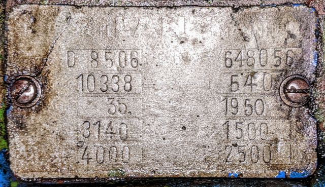 Umbau-Bulldog - Ehemaliger Lanz Glühkopf-Bulldog mit Halbdiesel-Austausch-Motor