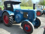 Umbau-Bulldog - Ehemaliger Lanz Glühkopf-Bulldog Type mit Halbdiesel-Austausch-Motor