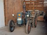 Umbau-Bulldog - Ehemaliger Lanz Glühkopf-Bulldog Type mit Halbdiesel-Austausch-Motor