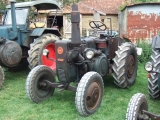 Umbau-Bulldog - Ehemaliger Lanz Glühkopf-Bulldog Type mit Halbdiesel-Austausch-Motor