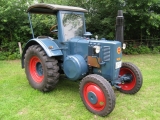 Umbau-Bulldog - Ehemaliger Lanz Glühkopf-Bulldog Type mit Halbdiesel-Austausch-Motor