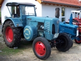 Umbau-Bulldog - Ehemaliger Lanz Glühkopf-Bulldog Type mit Halbdiesel-Austausch-Motor
