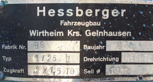 Umbau-Bulldog - Ehemaliger Lanz Glühkopf-Bulldog mit Halbdiesel-Austausch-Motor