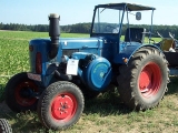 Umbau-Bulldog - Ehemaliger Lanz Glühkopf-Bulldog Type mit Halbdiesel-Austausch-Motor