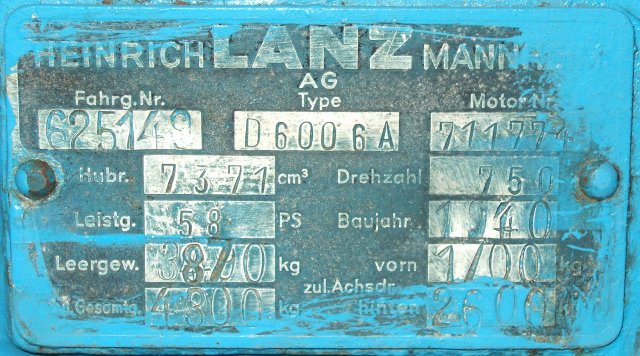 Umbau-Bulldog - Ehemaliger Lanz Glühkopf-Bulldog mit Halbdiesel-Austausch-Motor