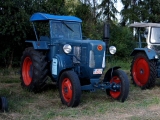 Umbau-Bulldog - Ehemaliger Lanz Glühkopf-Bulldog Type mit Halbdiesel-Austausch-Motor