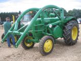Umbau-Bulldog - Ehemaliger Lanz Glühkopf-Bulldog Type mit Halbdiesel-Austausch-Motor