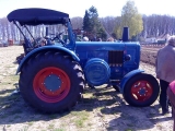 Umbau-Bulldog - Ehemaliger Lanz Glühkopf-Bulldog Type mit Halbdiesel-Austausch-Motor