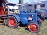 Umbau-Bulldog - Ehemaliger Lanz Glühkopf-Bulldog Type mit Halbdiesel-Austausch-Motor