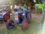 Umbau-Bulldog - Ehemaliger Lanz Glühkopf-Bulldog Type mit Halbdiesel-Austausch-Motor