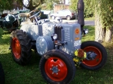 Umbau-Bulldog - Ehemaliger Lanz Glühkopf-Bulldog Type mit Halbdiesel-Austausch-Motor