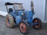 Umbau-Bulldog - Ehemaliger Lanz Glühkopf-Bulldog Type mit Halbdiesel-Austausch-Motor